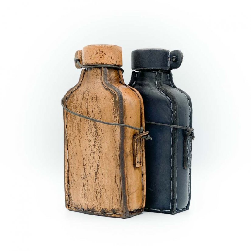Leather bottle, more colours