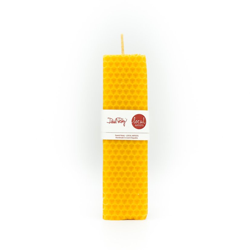 Beeswax candle – square, 14cm